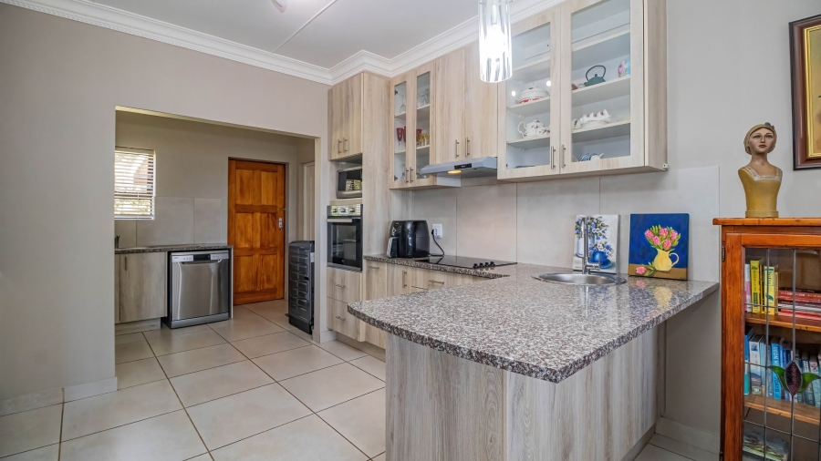 3 Bedroom Property for Sale in Dana Bay Western Cape